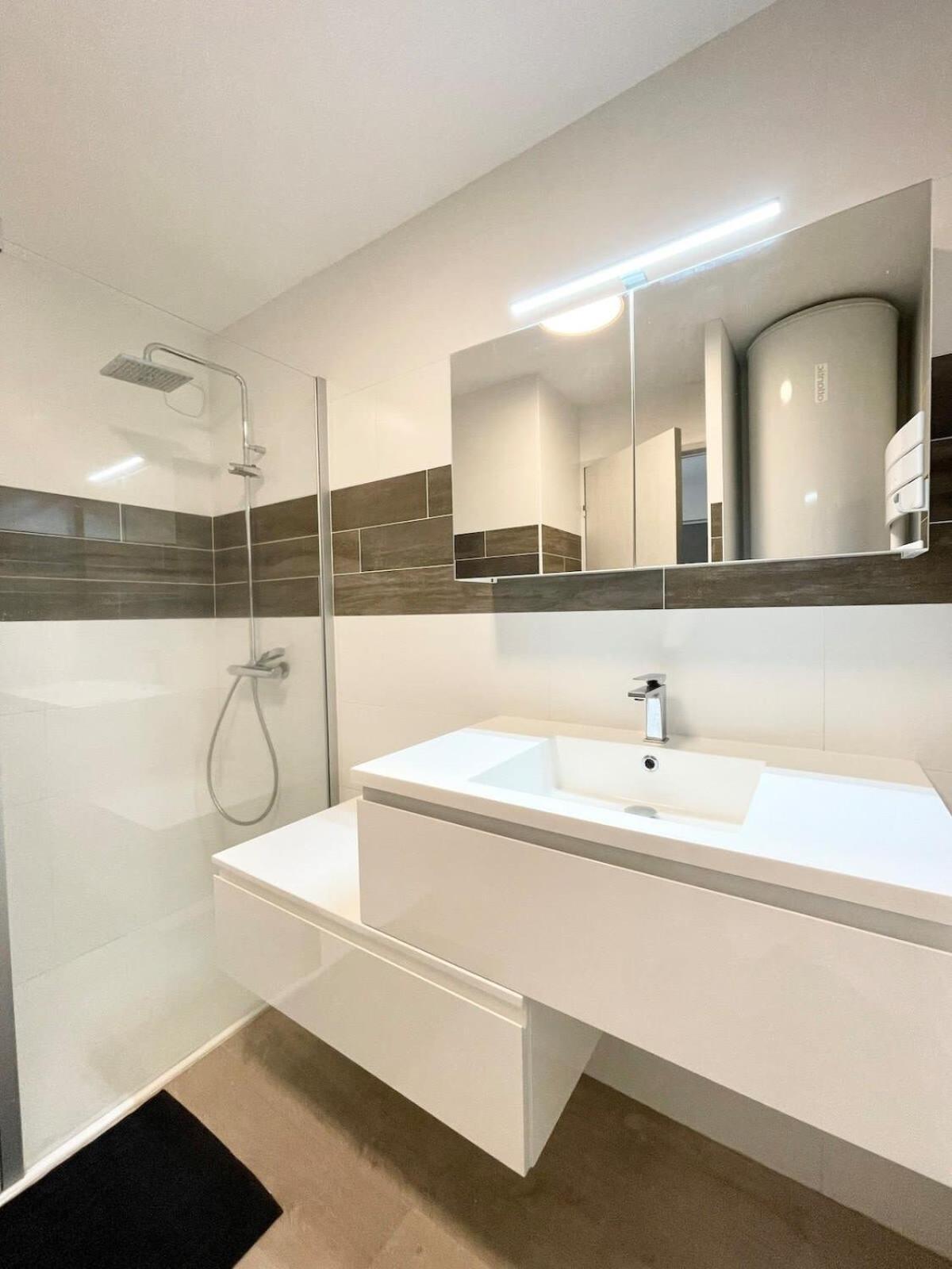 Royal Appartement De Standing - Face A L'Ocean Ploemeur Exterior photo